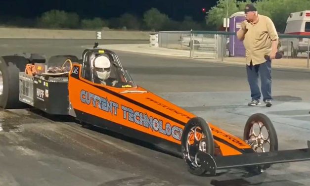 Local racer Steve Huff sets world record at 200MPH in electric dragster