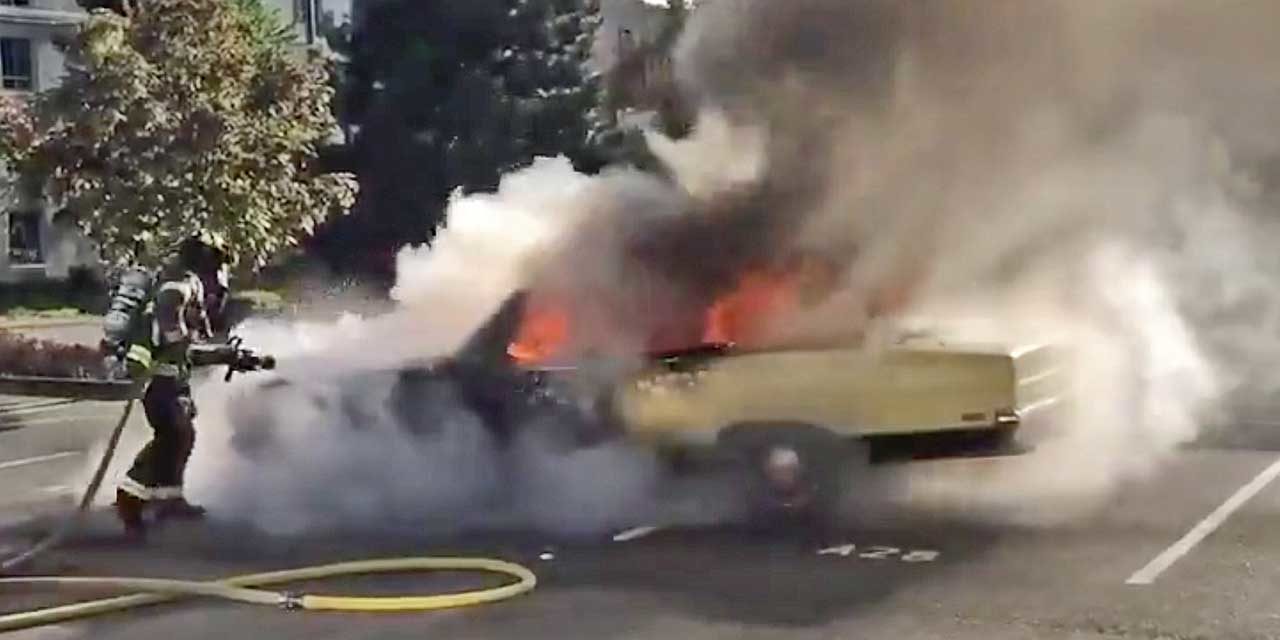 VIDEO: Car fire quickly extinguished by Puget Sound Fire Sunday night