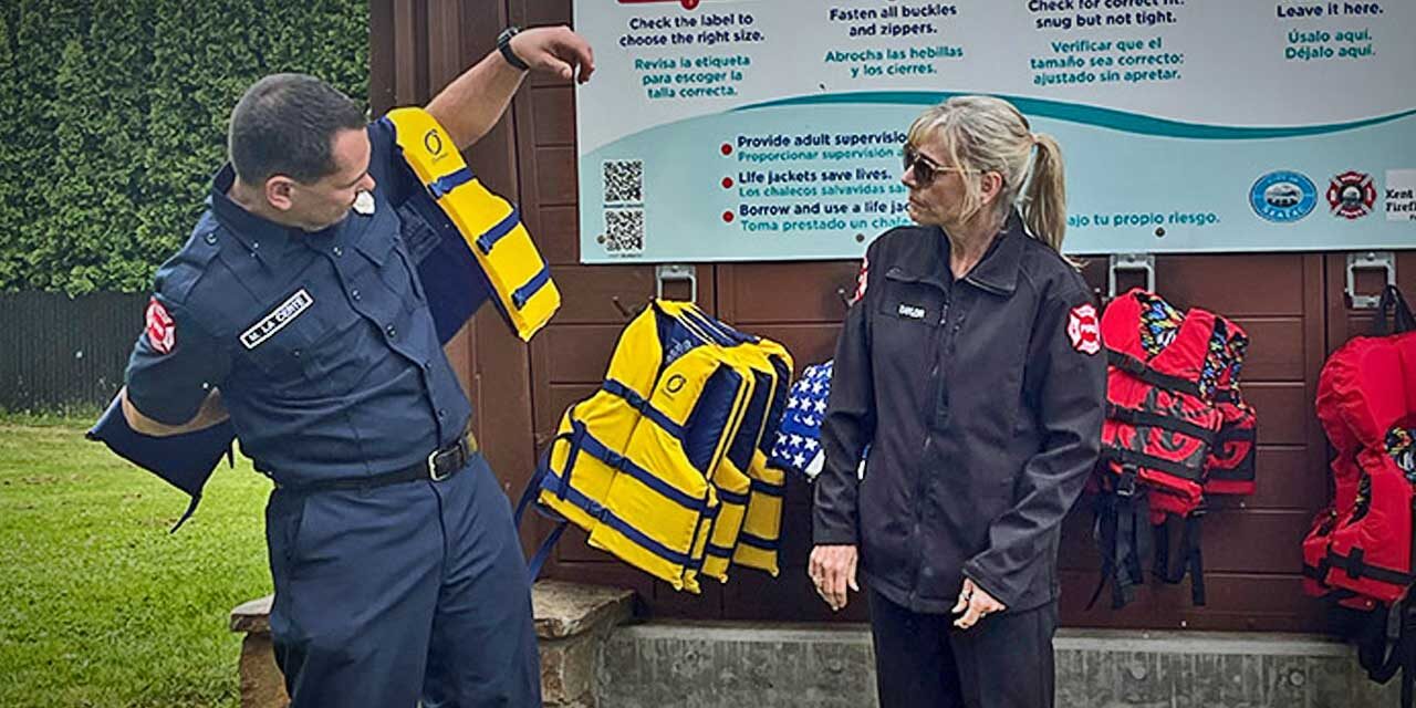 City of SeaTac unveils new lifejacket loaner program at Angle Lake