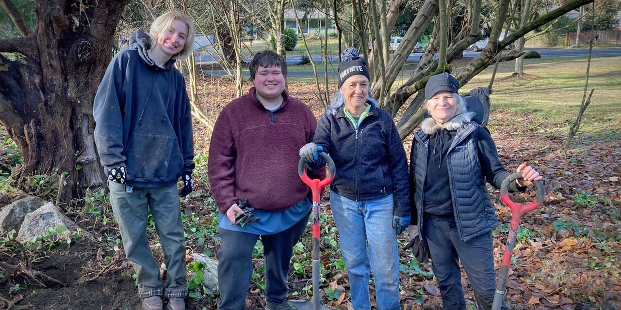 Volunteers needed for Forest Rescue in North SeaTac Park on Sunday, Jan. 15