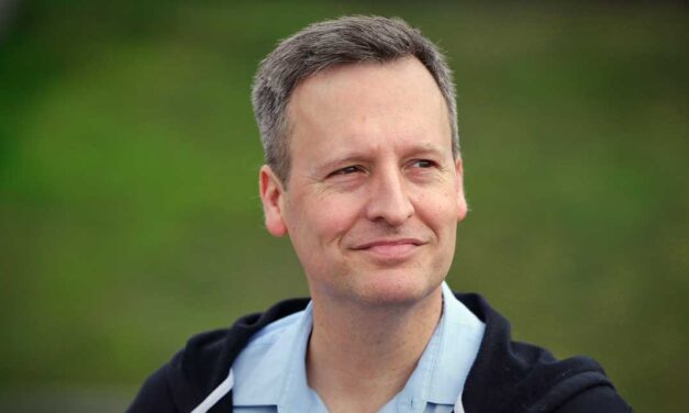 Manual recount confirms Dave Upthegrove will face Jaime Herrera Beutler for Public Lands Commissioner race on Nov. 5 ballot