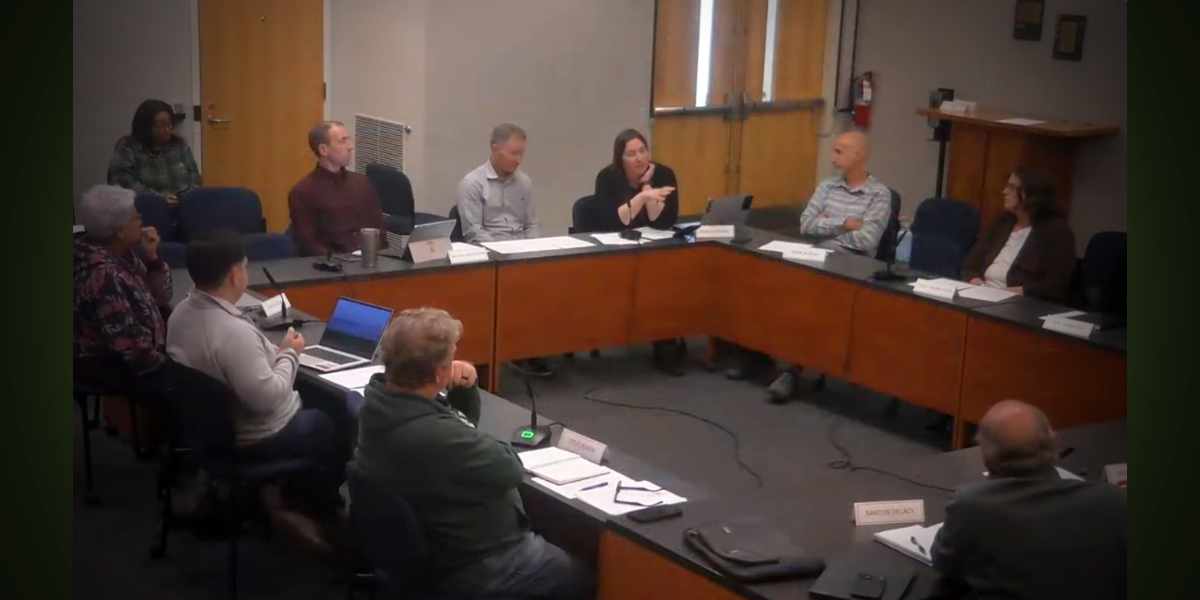 Burien, Des Moines Airport Committees unite to challenge Sea-Tac expansion impacts